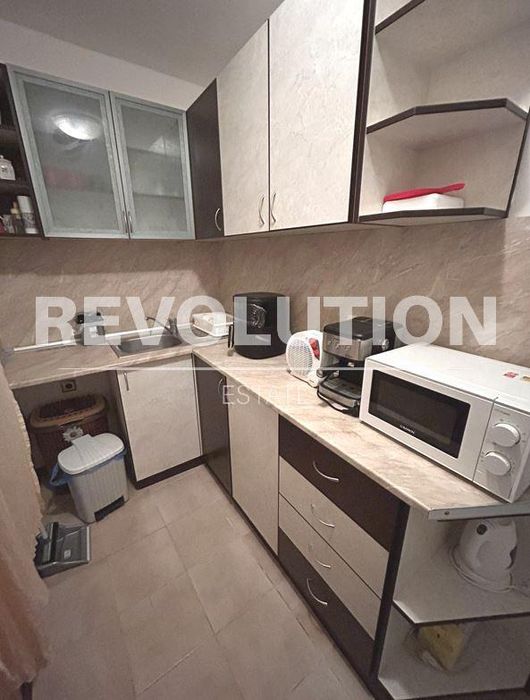 Тристаен апартамент в района на м-т Траката