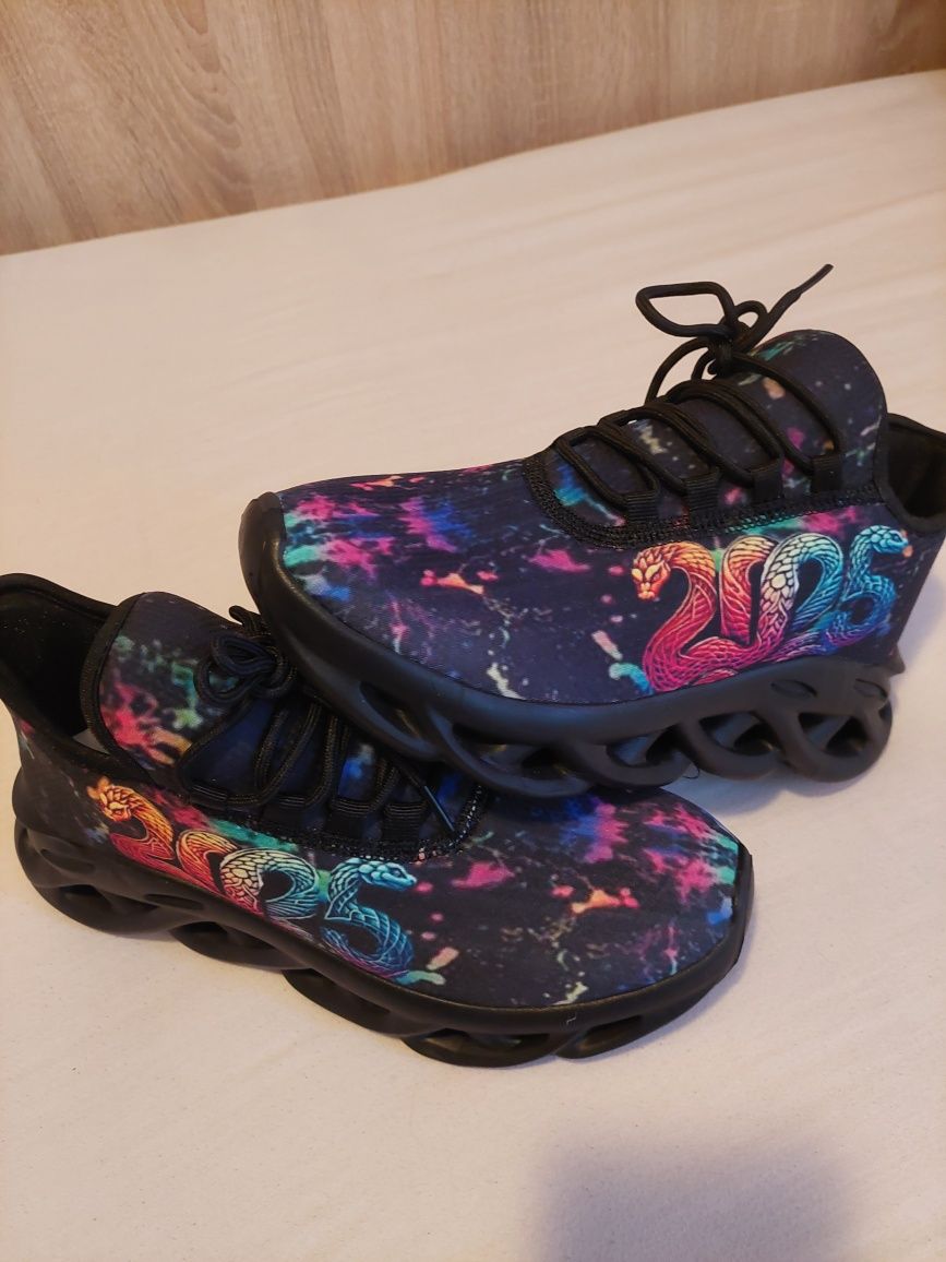 Adidașii 2025 nr 40 Noi