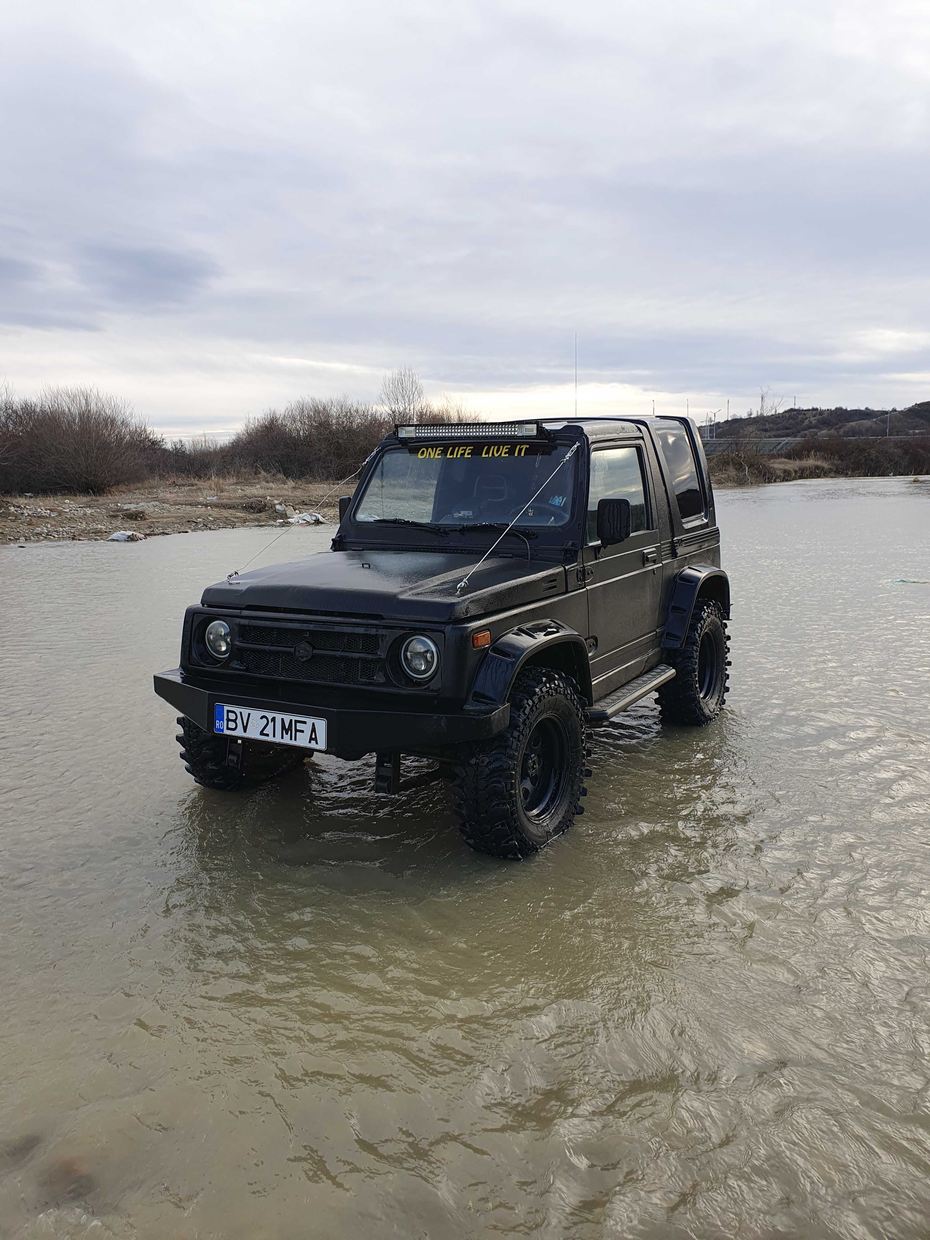 Vand Suzuki Samurai