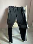 Pantaloni de trening Adidas pentru copii 15-16a