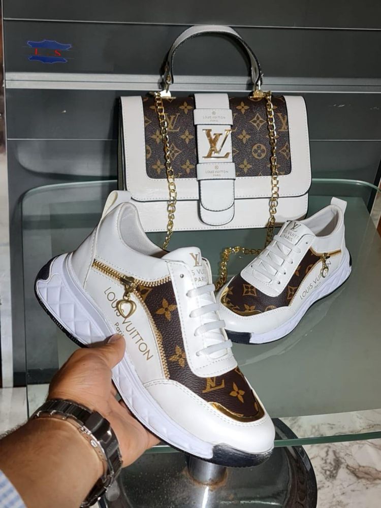Set geanta+adidasi Louis Vuitton