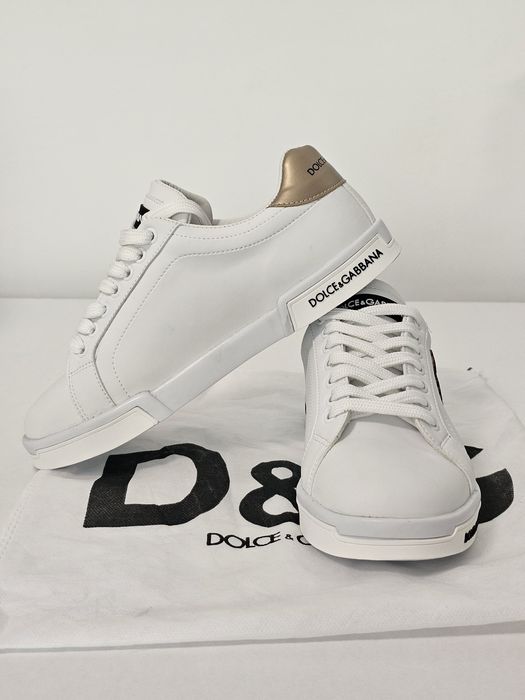 Adidași unisex albi