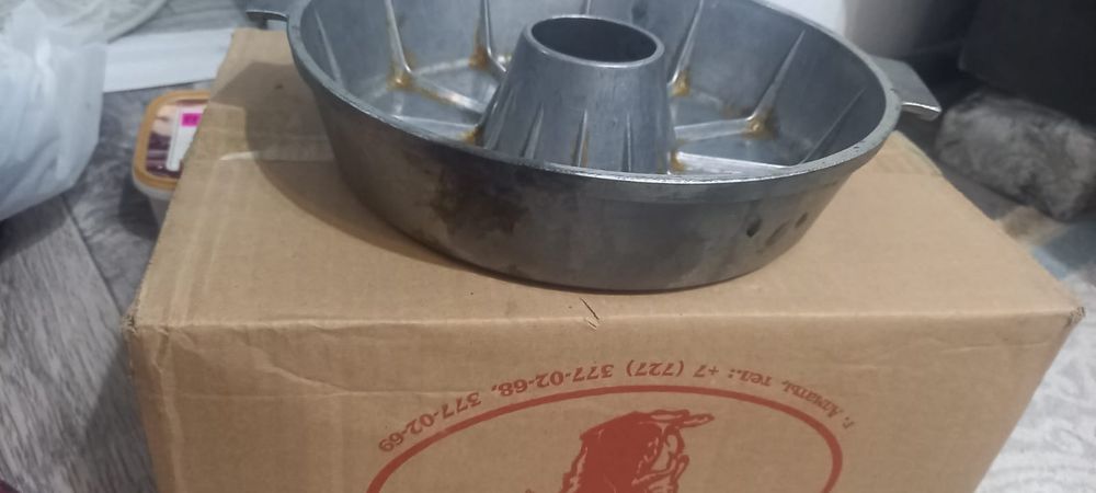 Форма для пирога и поварюшки