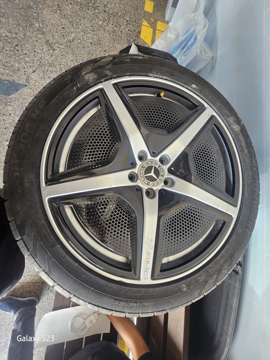 Mercedes bens eqe 350 diskasi