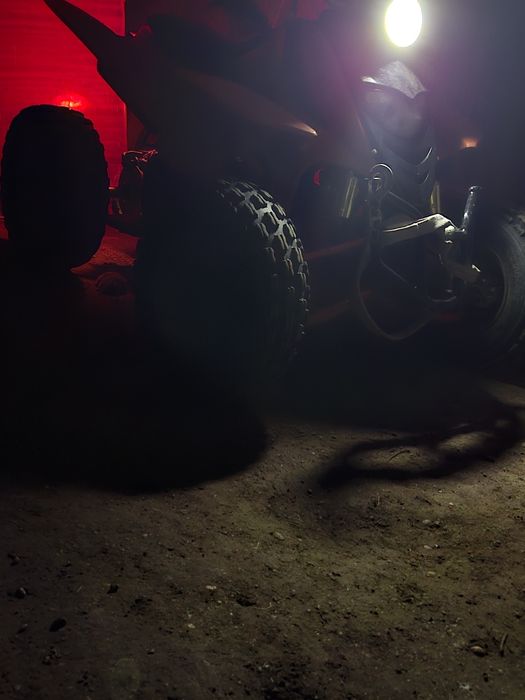 Vând atv 250cc prețul este 3600 lei
