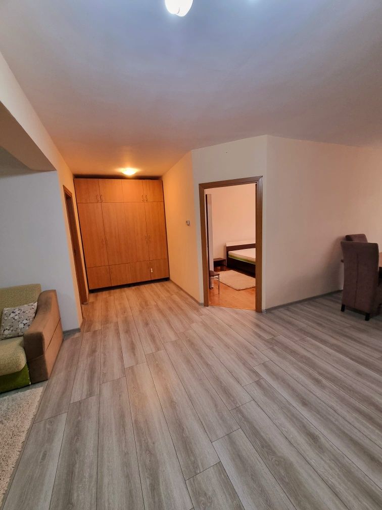 Apartament de inchiriat 68mp