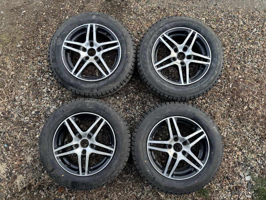 Колеса в сборе на 15, шипы