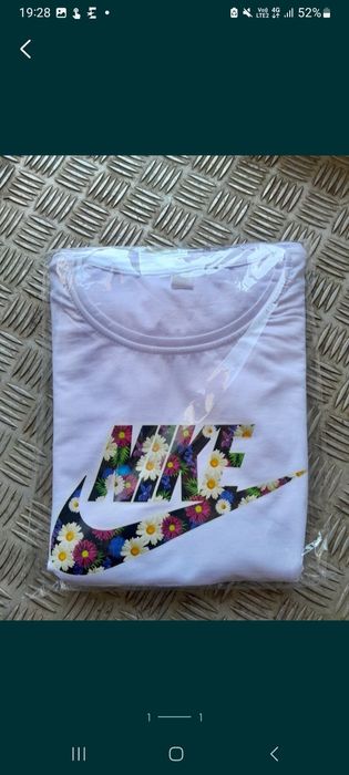 Vând tricou nike de dama, nou, toate marimile pret 50 lei