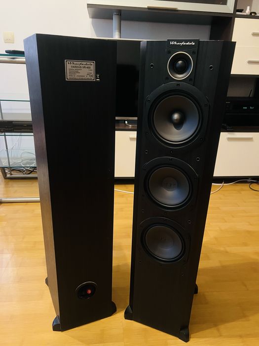 Boxe de podea Wharfedale VR 40