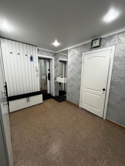 Продам 2 комнатную 5 мкр