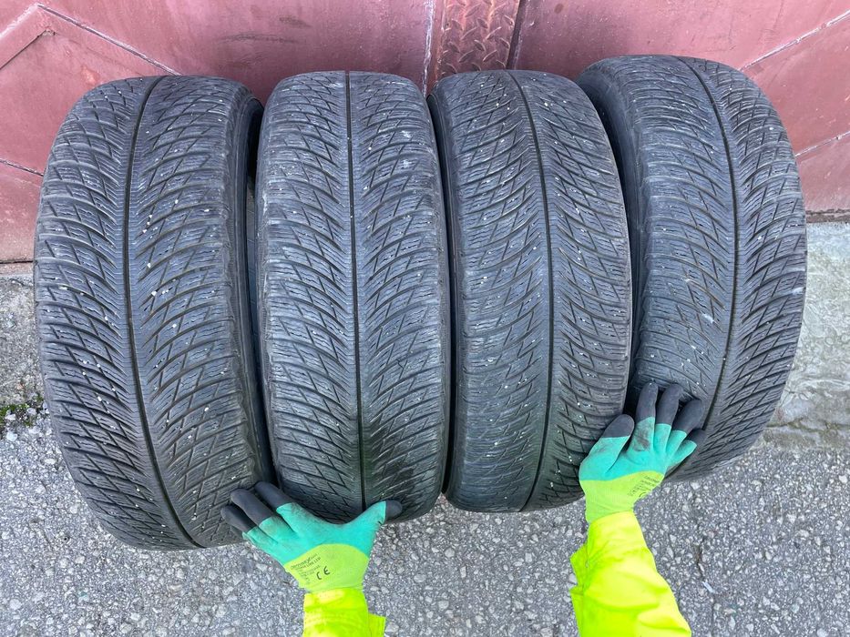 Продавам зимни гуми - Michelin PILOT ALPIN 5 SUV - 225/65/R17