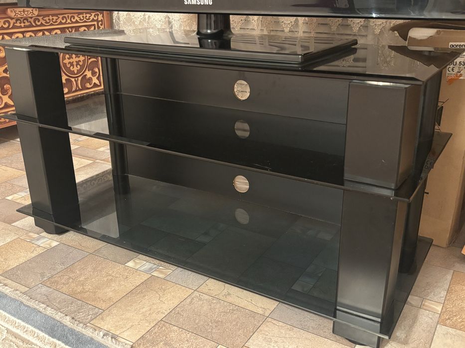 Подставка для телевизора