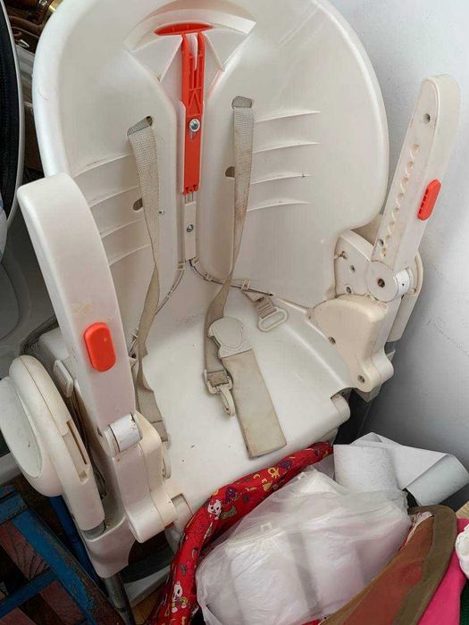 Продам детское кресло для кормление