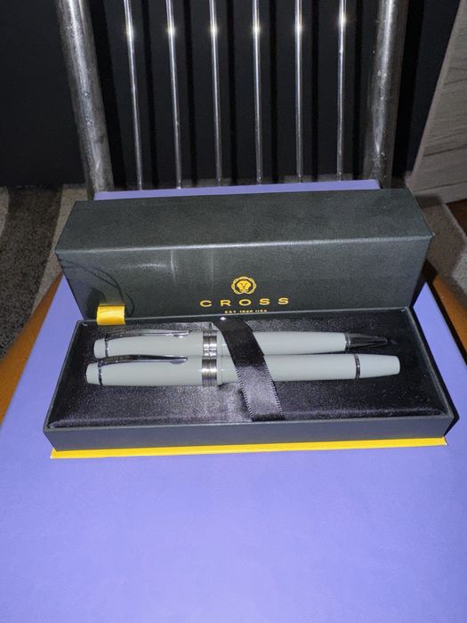 Vând set pix+stilou Cross