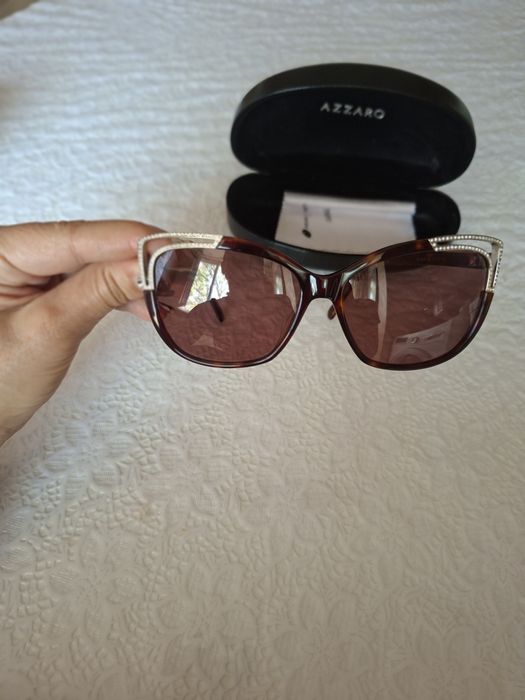Слънчеви очила Азаро!