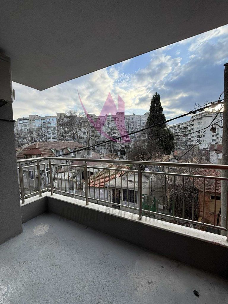 Дава се под наем Двустаен апартамент в Варна, Колхозен пазар - 55 кв.м за 500 € - Снимка #2