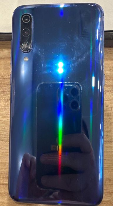 Продам Mi 9 Pro