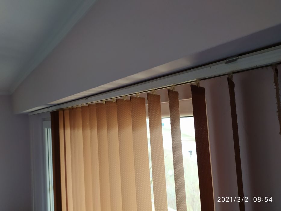 майстор ремонт монтаж ламинат боядисване сглобяване мебели бойлери