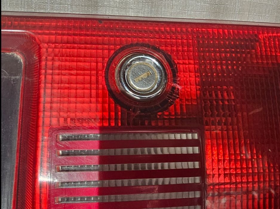 Heckblende HELLA Audi 80 b3 / Audi 90 / Audi 80 b4 avant