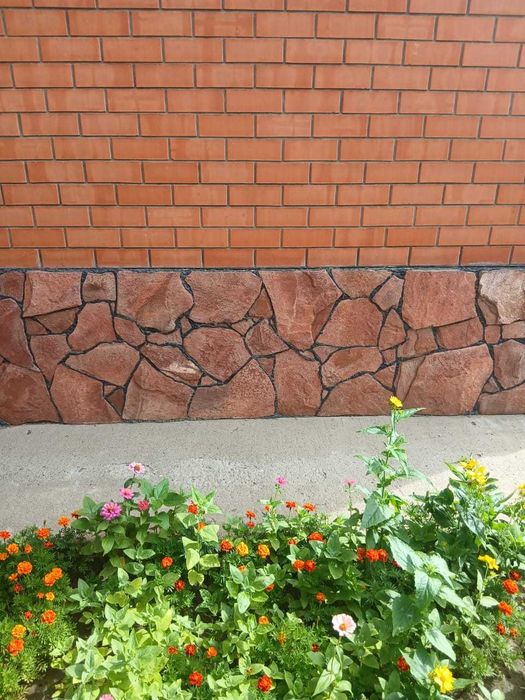 Дикий камень для облицовки цоколя