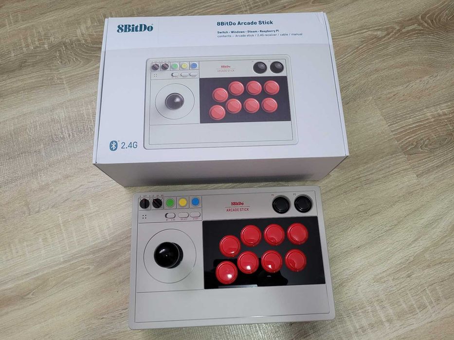 Gamepad 8BitDo Arcade Stick
