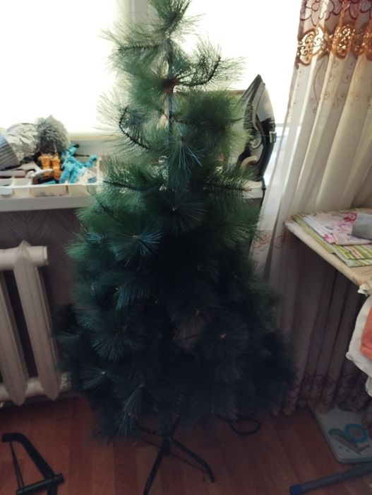 Продам ёлку новую