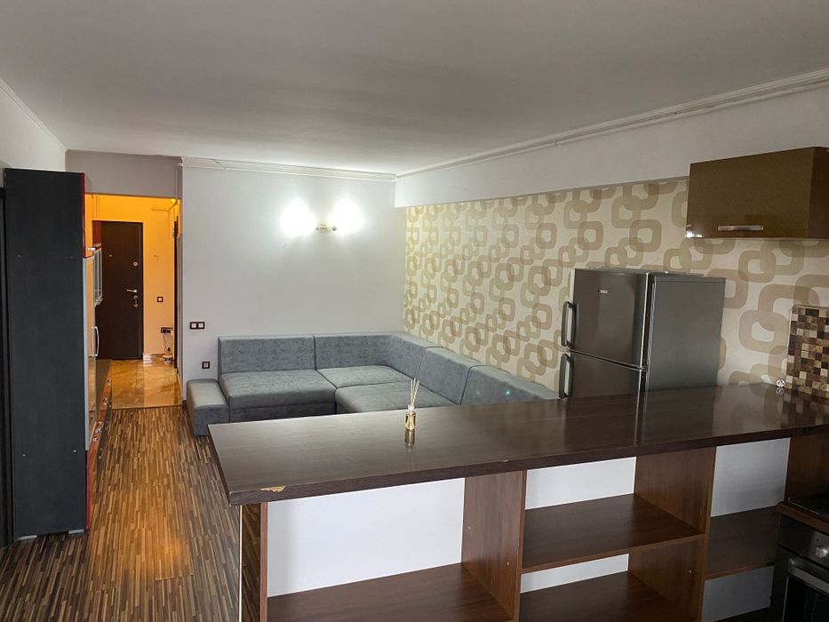 Apartament de închiriat