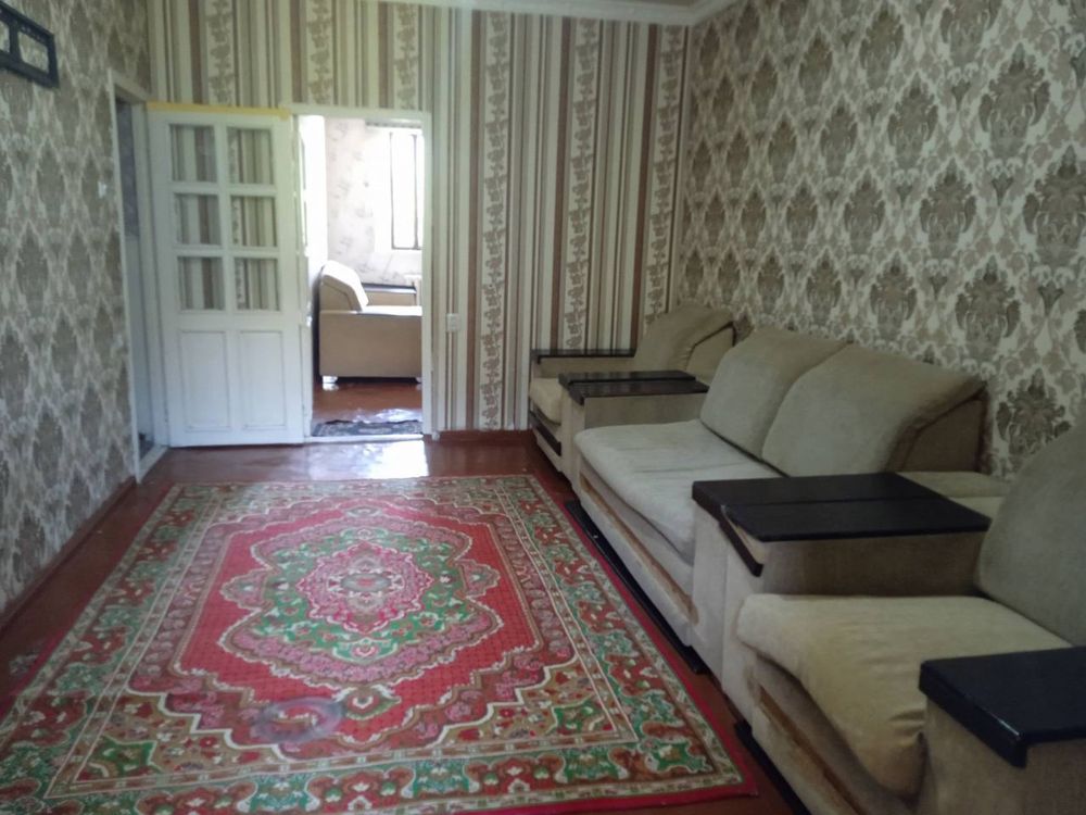 Куйлюк 1.  Сдаеться 2 ком . 3 этаж 350$