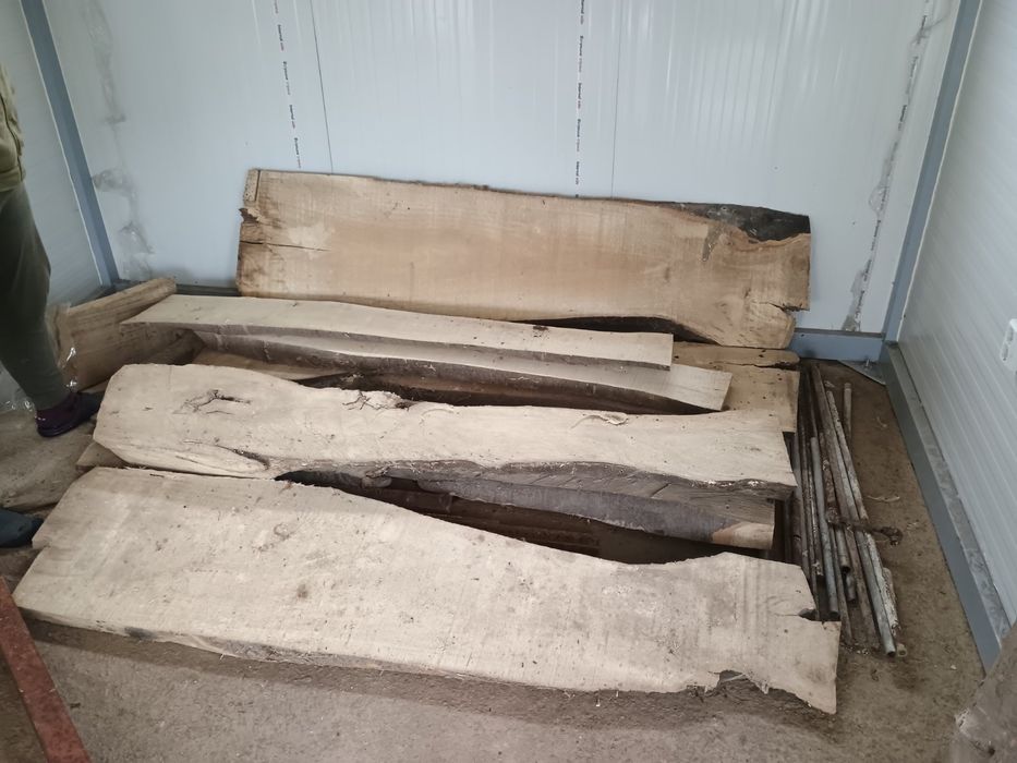 Продавам янове от дива череша