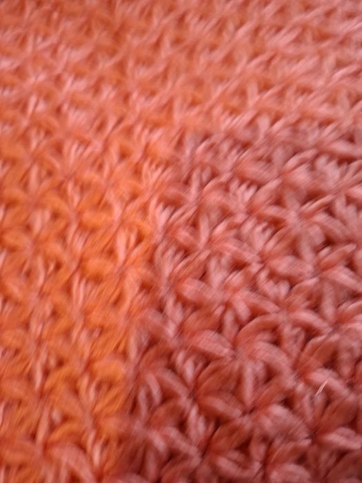 Плетена покривка за спалня