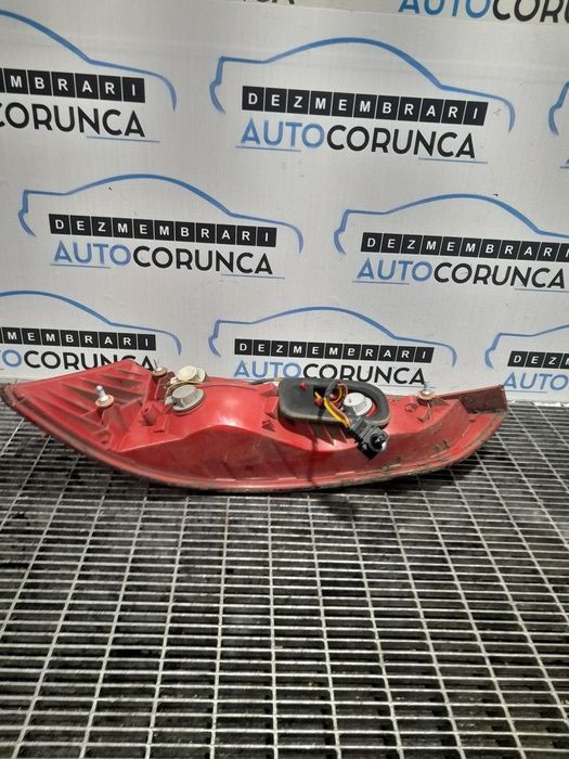 Stop Stanga AUDI Q5 2008 - 2012 SUV 4 Usi (1089) Bec clasic 0945093