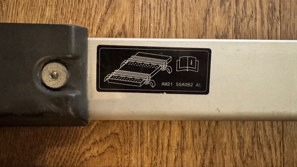 Ford Galaxy bare transversale