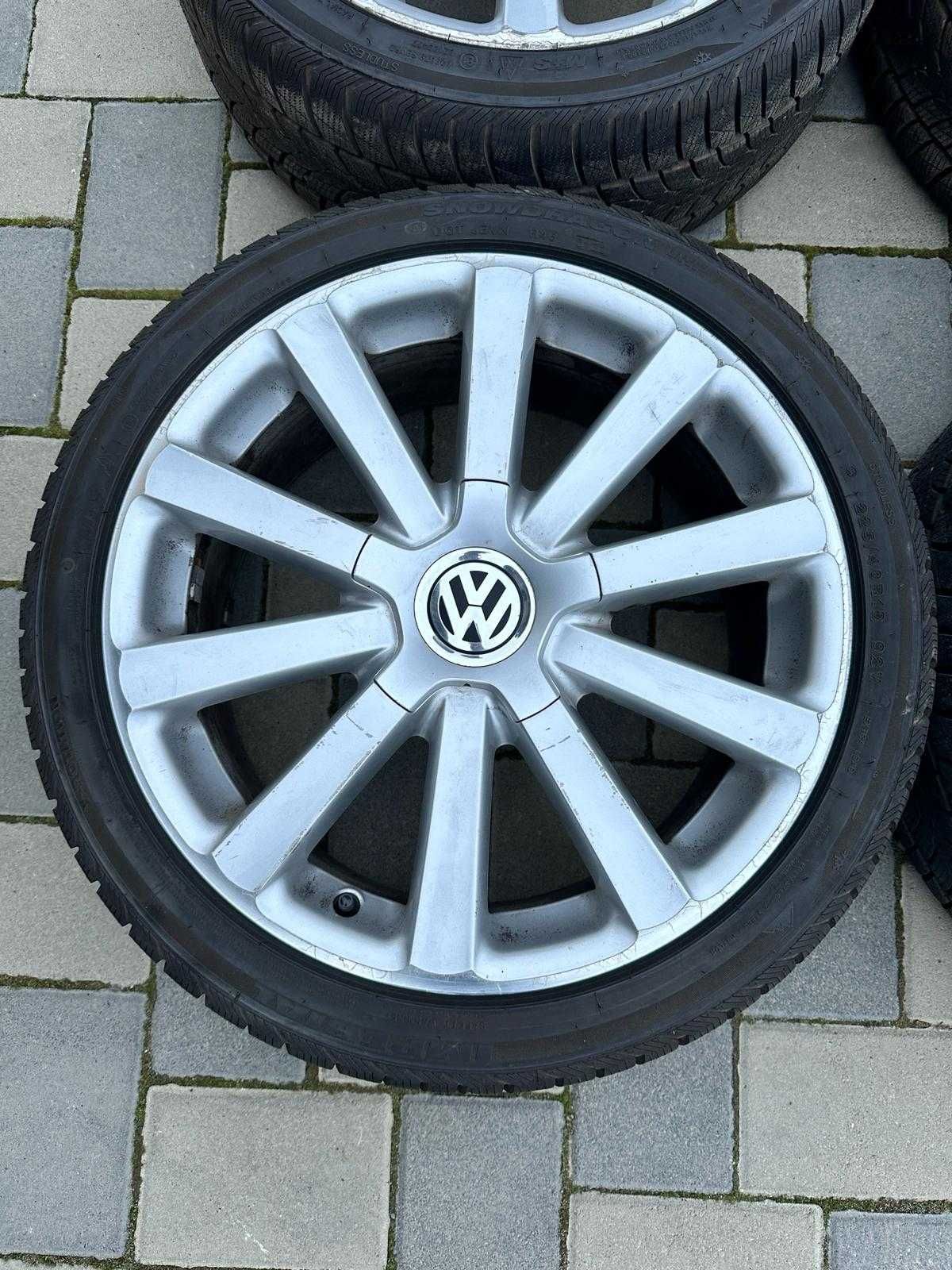 Set roti  Volkswagen Golf GTI jante vw 18 5x112 anvelope 225.40.18
