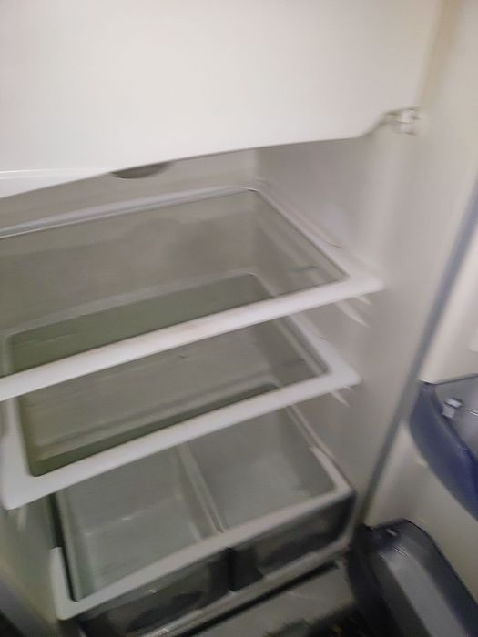 Холодильник Бирюса