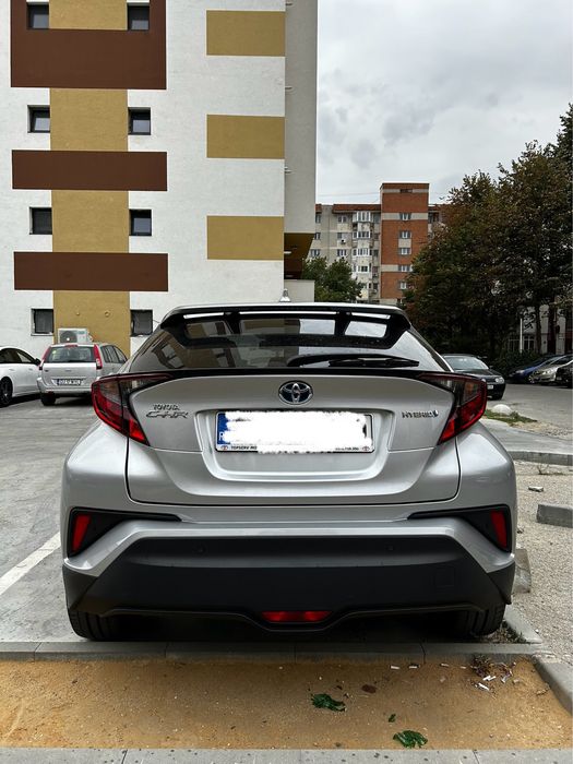 Toyota C-HR, 1.8 Hybrid, 2022, unic proprietar (inca 3 ani garantie)