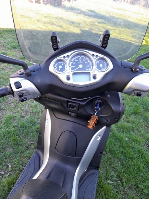 Yamaha X-max,X-City 250