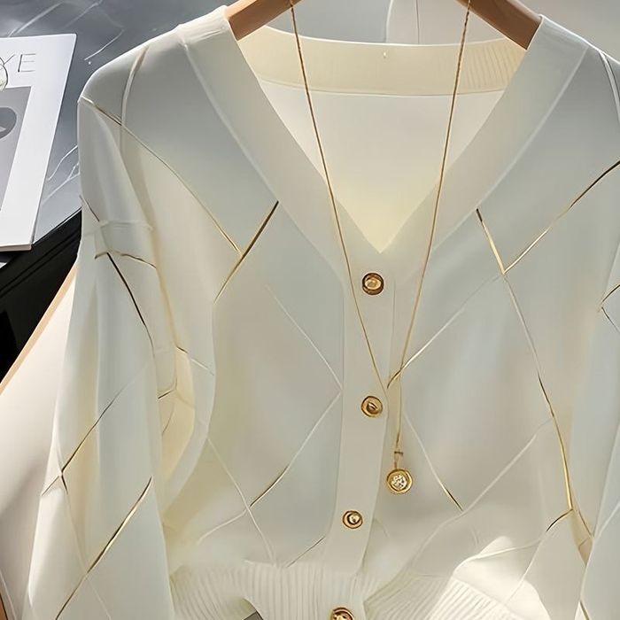 Белая кофта новая