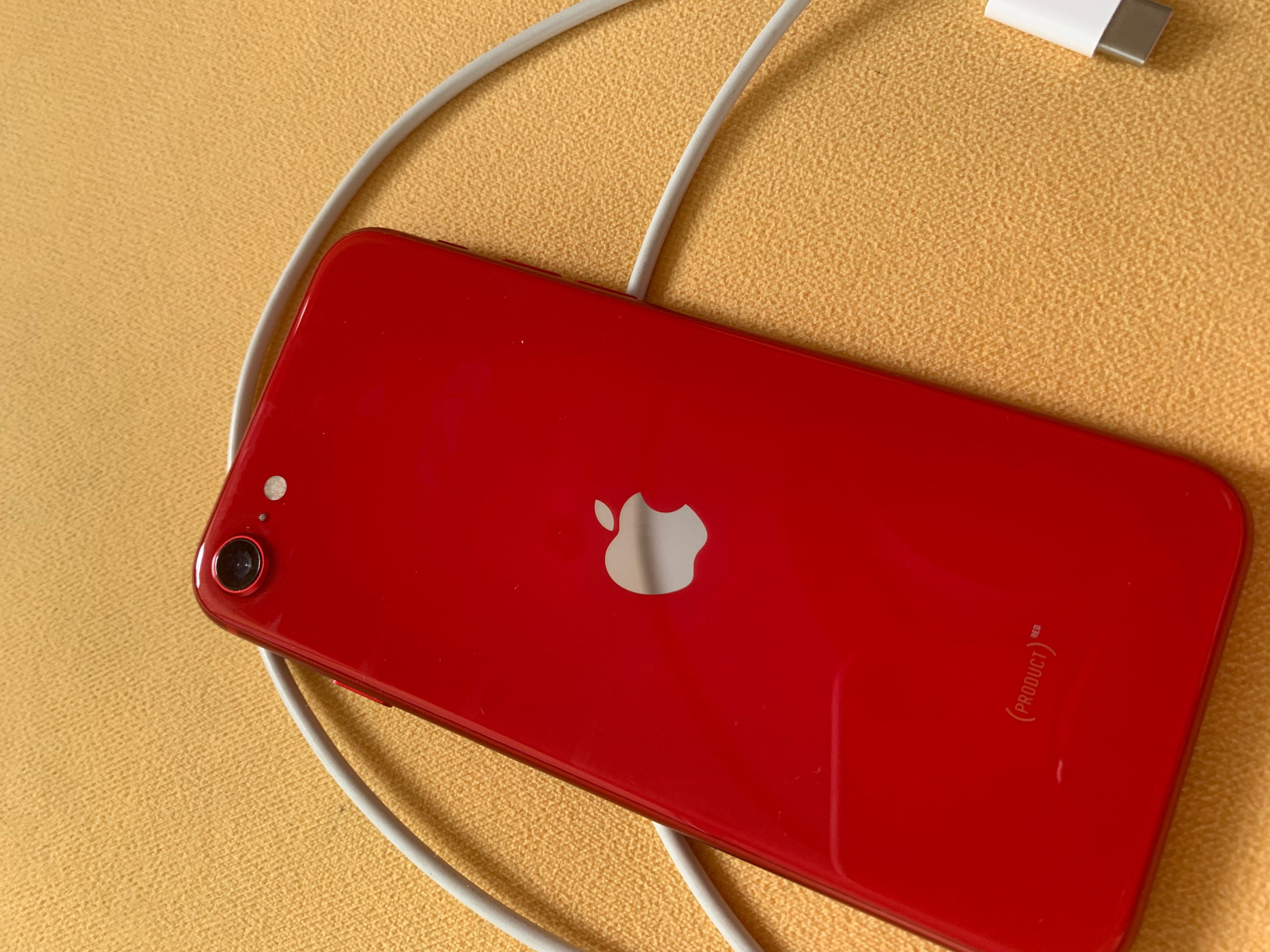 iPhone SE,red 64GB