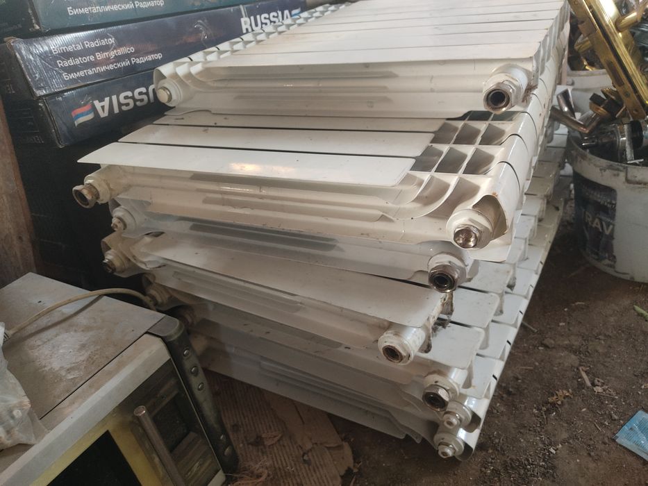 Батарей регистр для отопления срочно продам 77 секцию