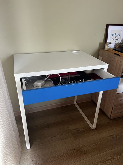 Бюро Ikea Micke Идеално