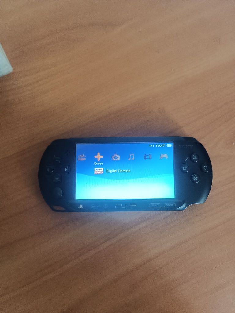 Psp със 11 игри и зарядно