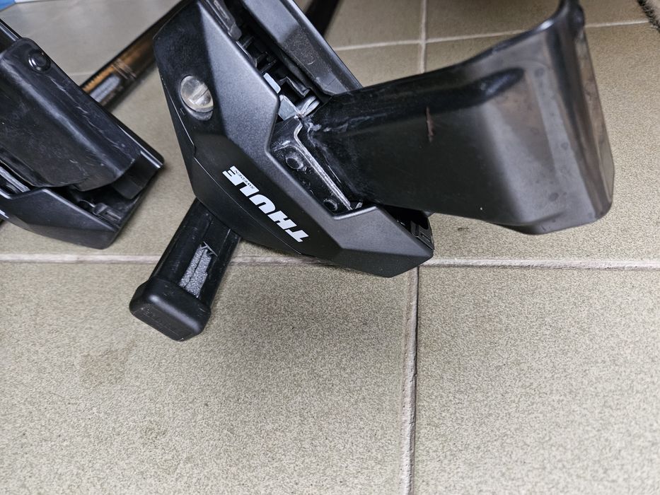 Bare portbagaj pt Toyota CHR original Thule