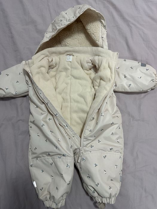 Космонавт за момиче на H&M 6-9 м