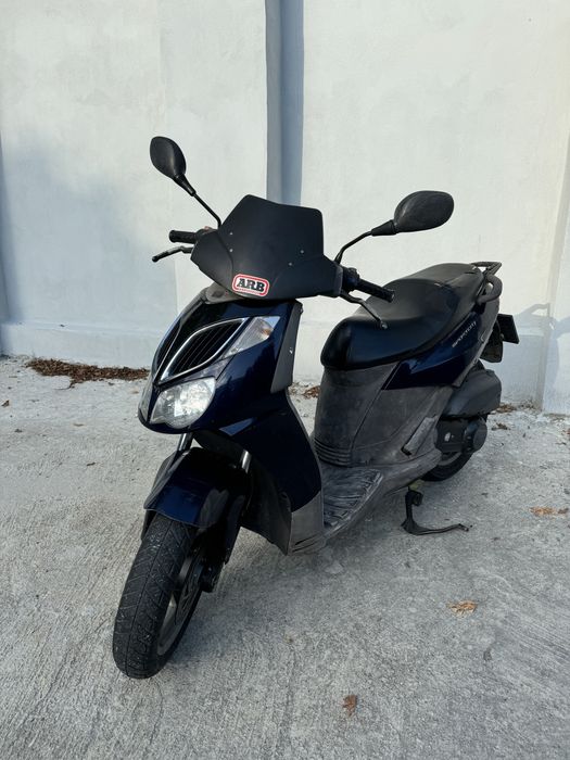 Vand aprilia sportcity 200cc