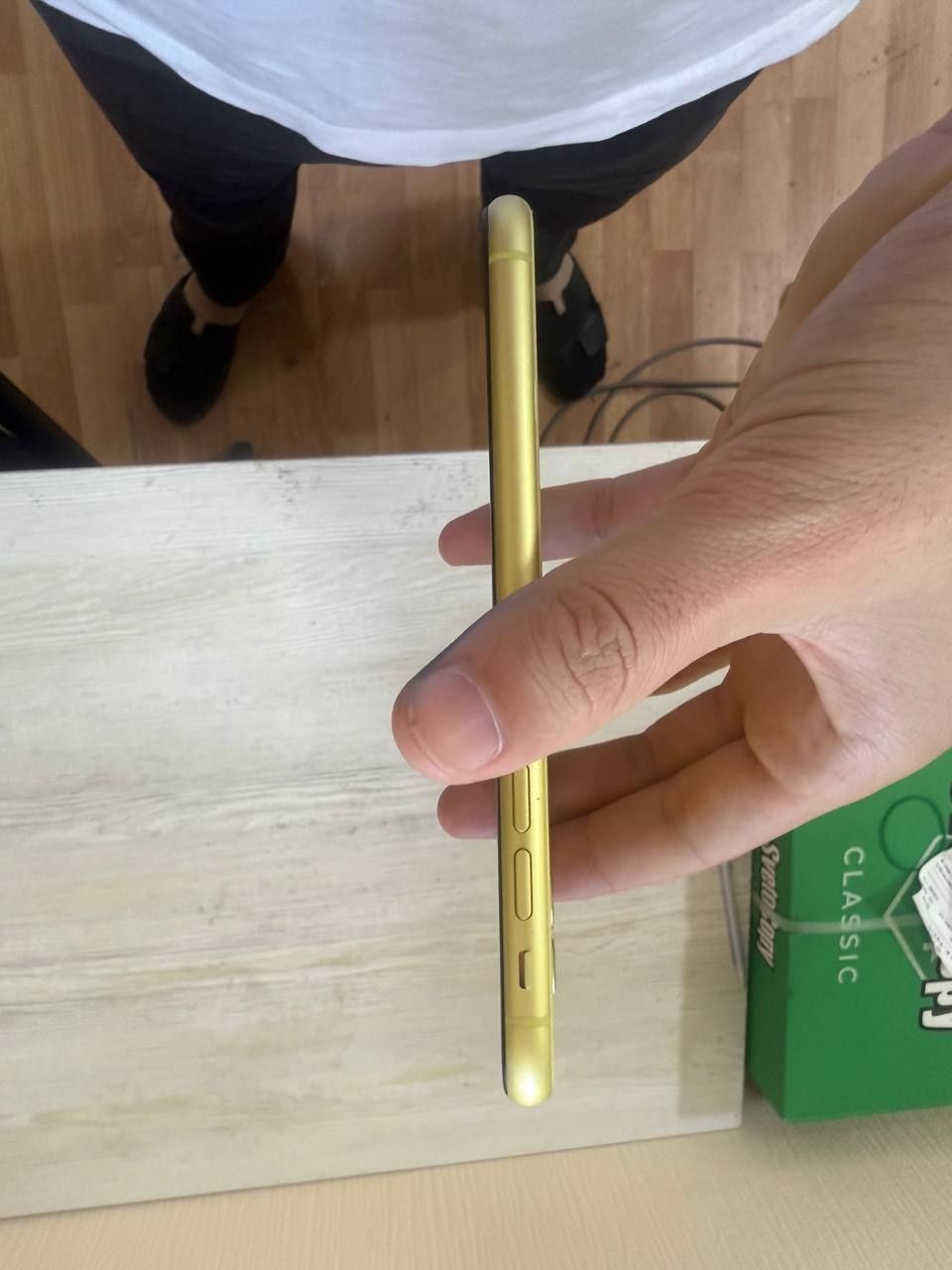 Продаётся телефон Iphone 11