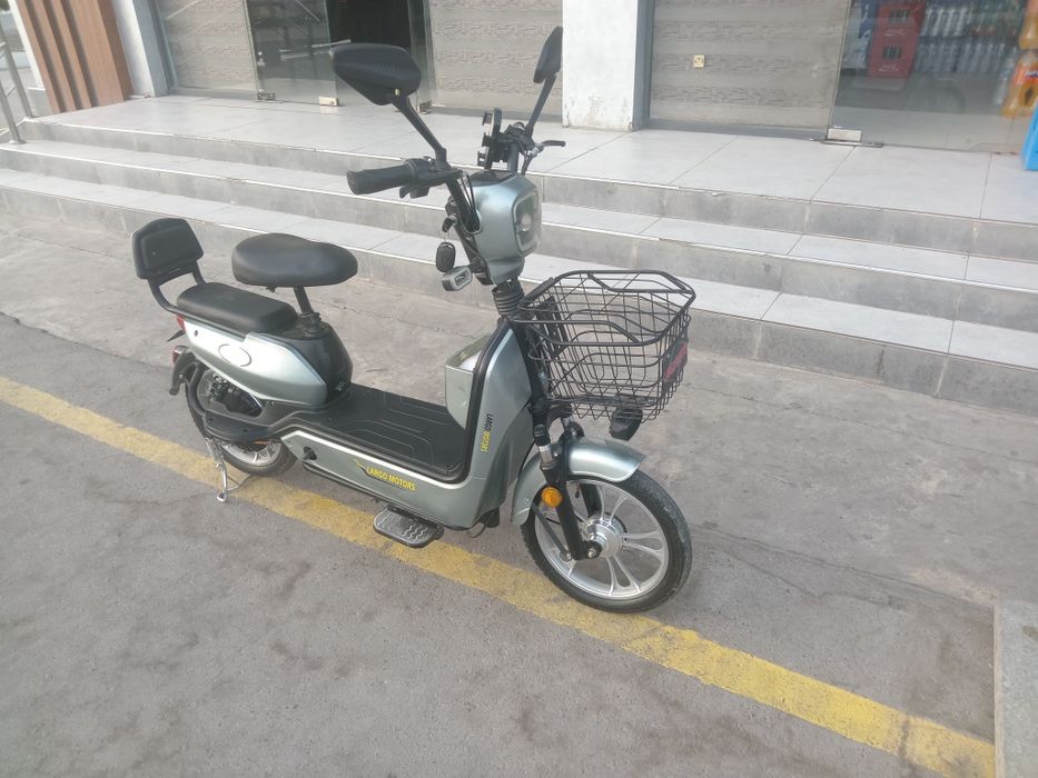 Skuter 60km yuradi