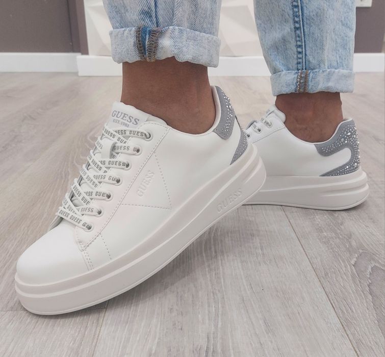 Оригинални сникърси GUESS Elbina, номера 37,38,39.