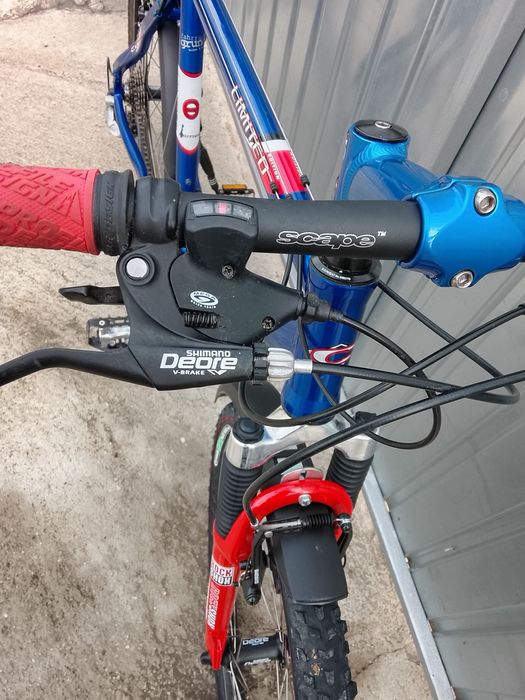 Vând bicicleta cube, roti 26