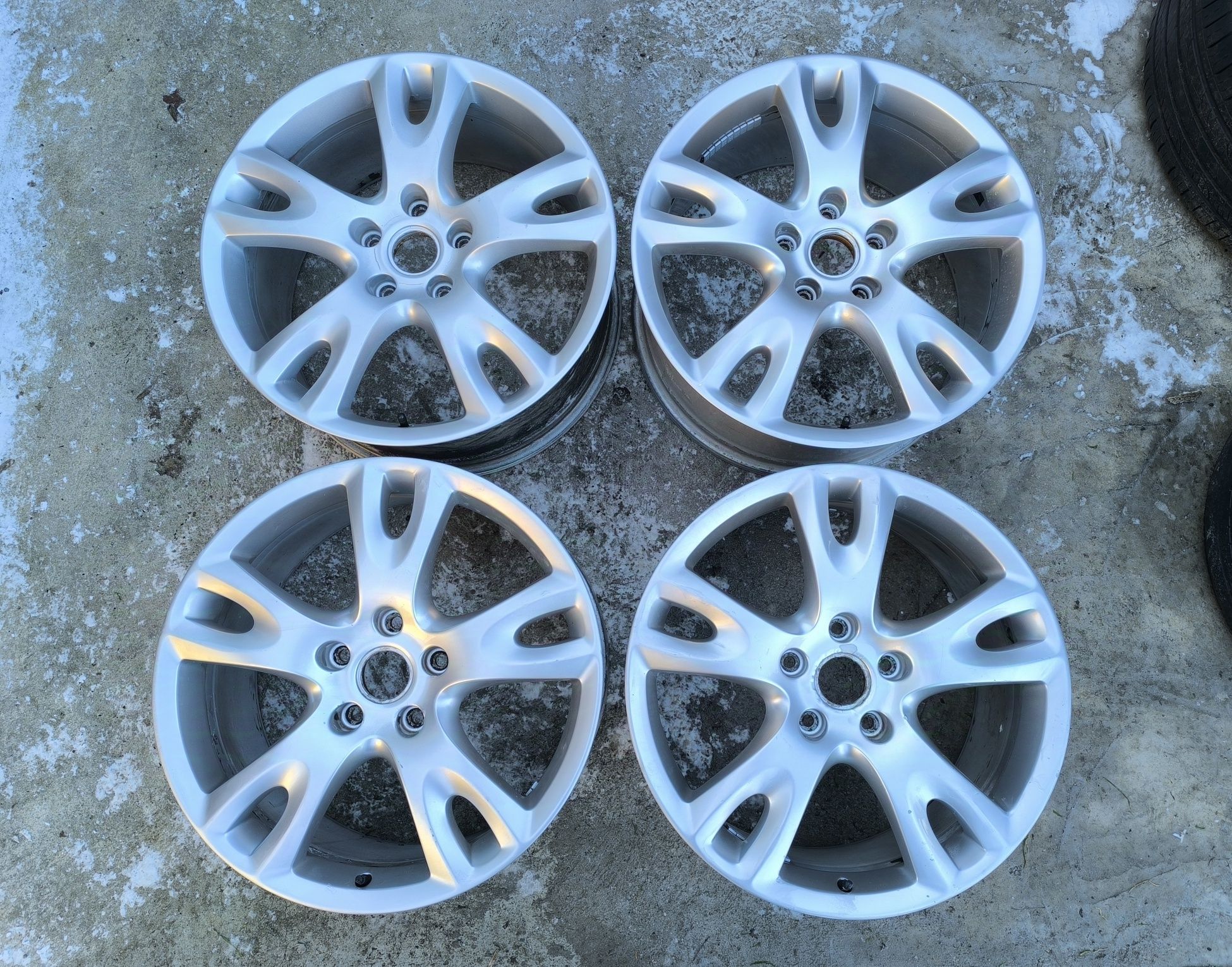 20 цола джанти за Volkswagen Touareg Audi Q7 Porsche Cayenne