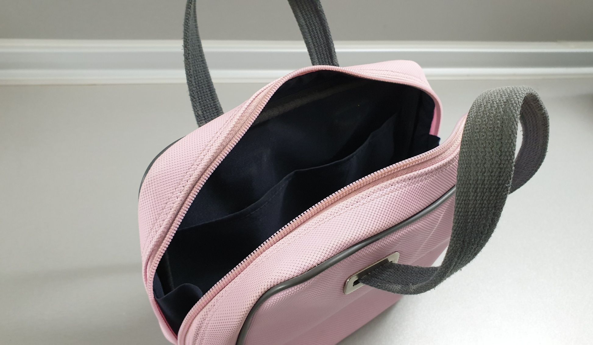 Lacoste Small Handbag Оригинална дамска чанта